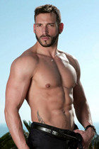 Enzo Rimenez at Crunch Boy