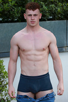 Tom Stevens at Fit Young Men