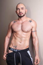 Alex Torres at Men Over 30